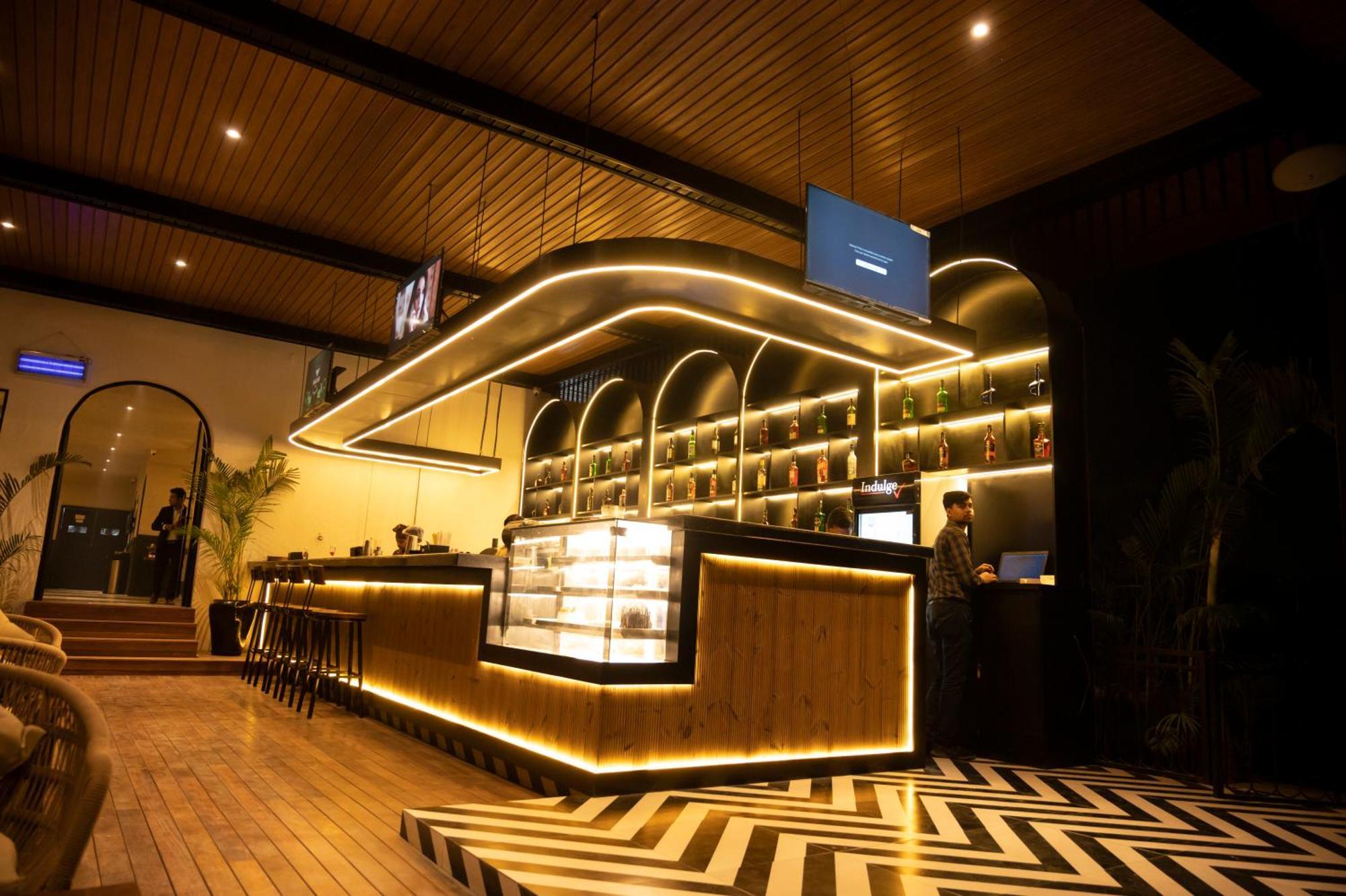 Vintclub Resort Lucknow Exterior photo