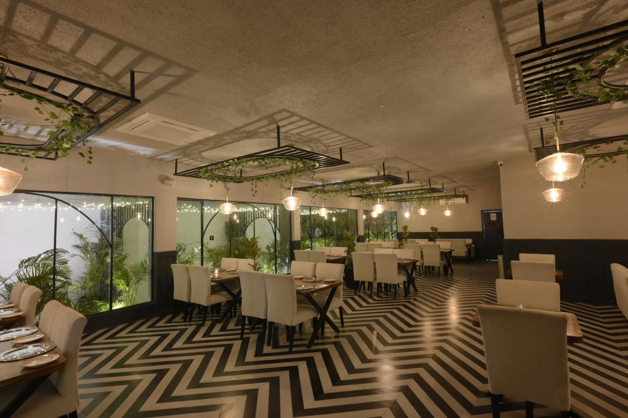 Vintclub Resort Lucknow Exterior photo