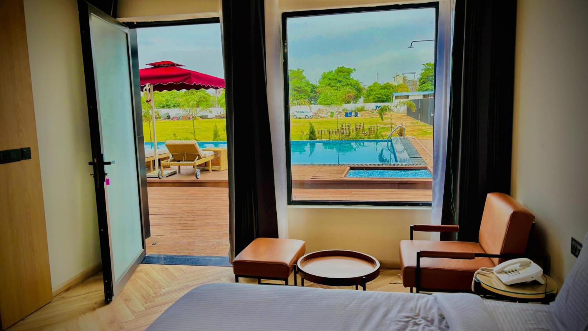 Vintclub Resort Lucknow Exterior photo
