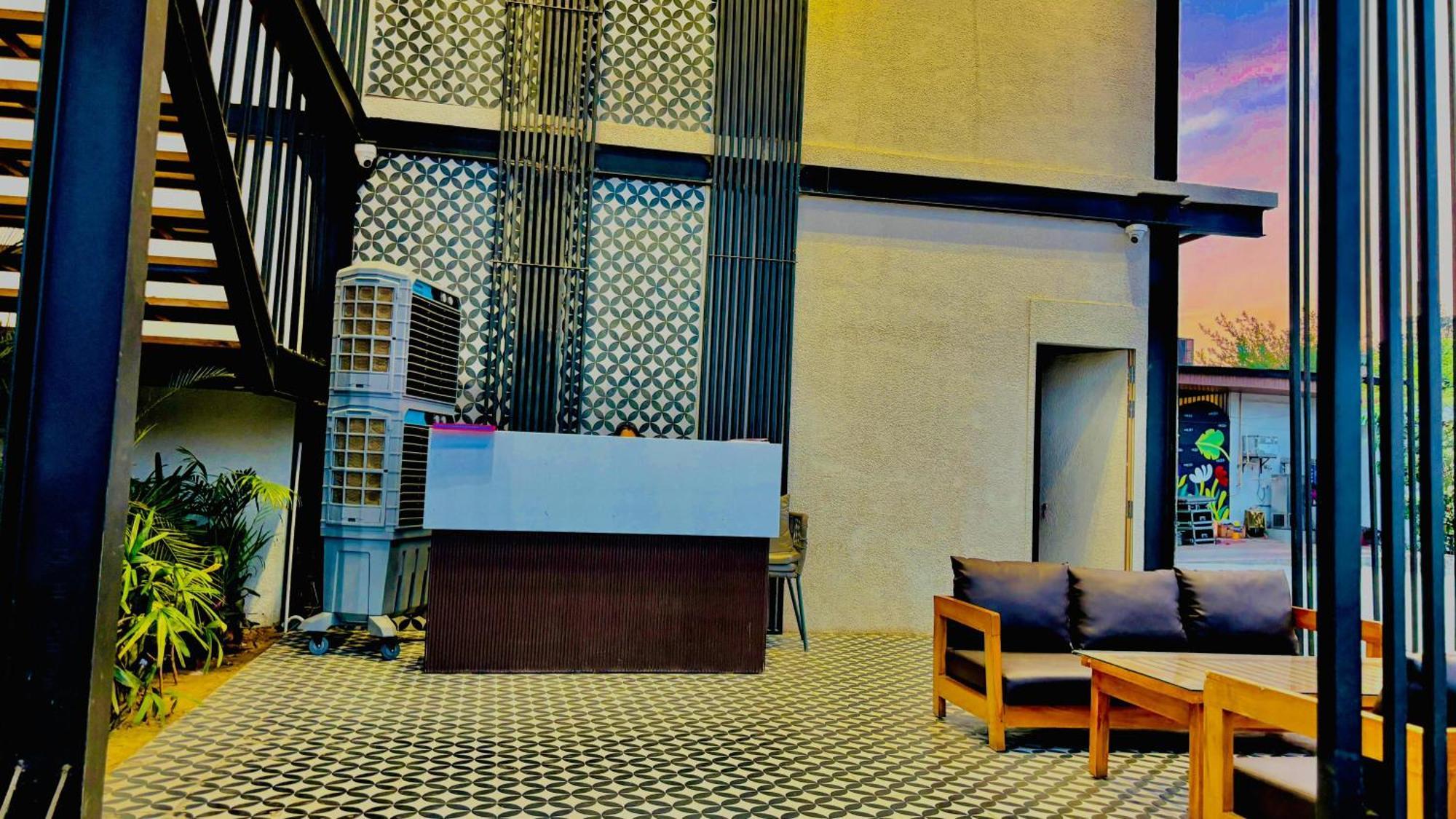 Vintclub Resort Lucknow Exterior photo