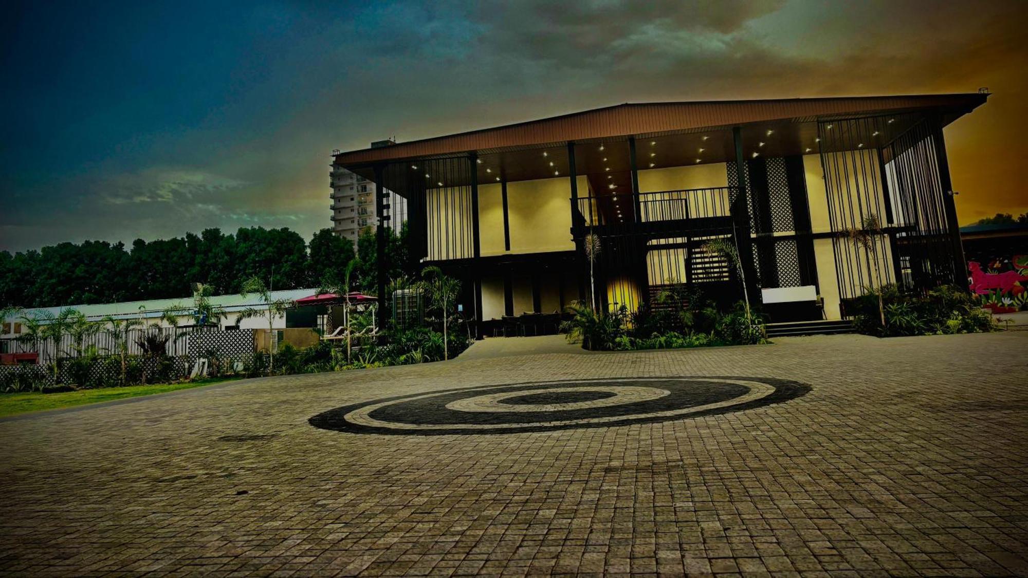 Vintclub Resort Lucknow Exterior photo